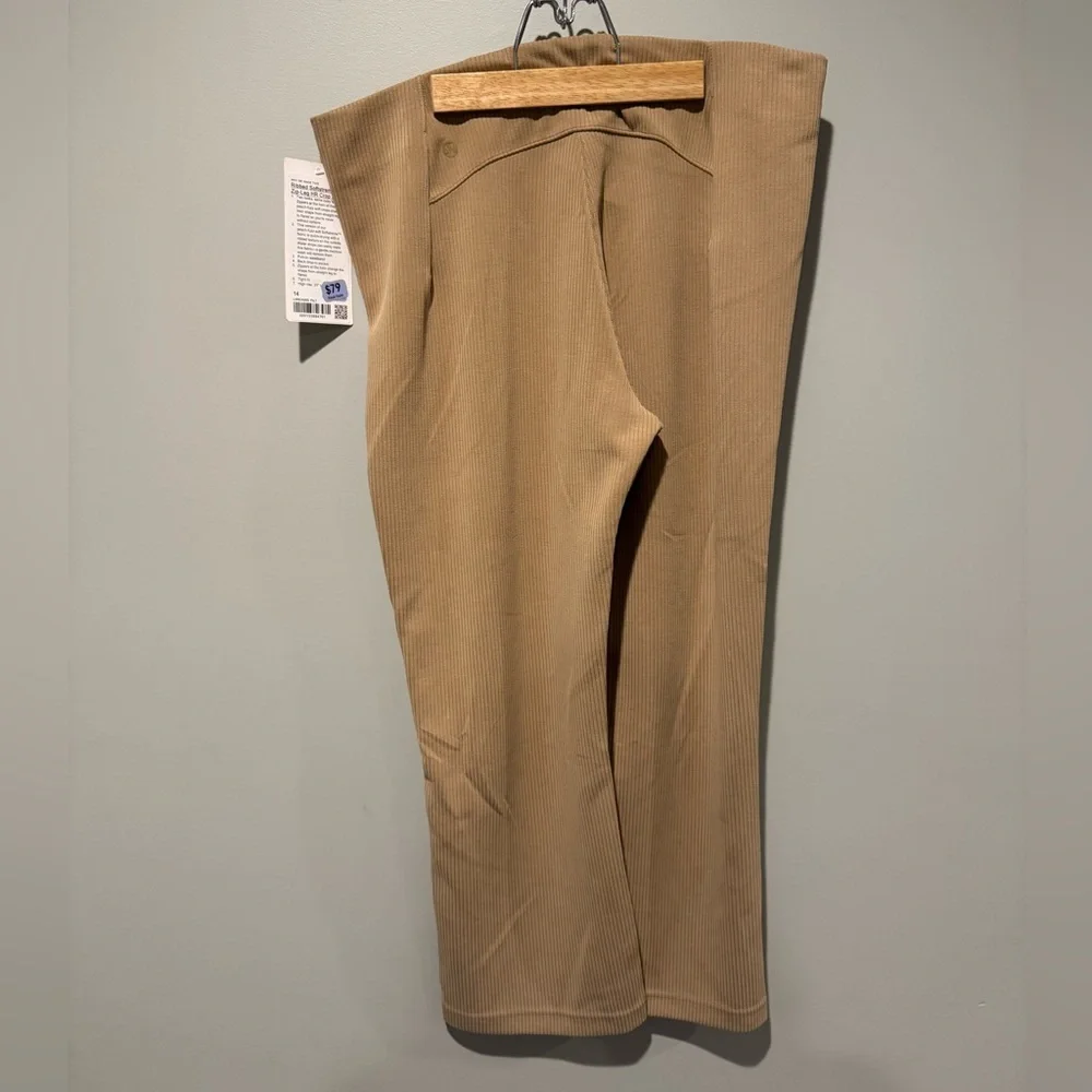 Lululemon Ribbed Softstreme Zip Leg HR Crop 25